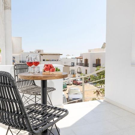 Naxian Icon Luxury Residence 2 Naxos City ภายนอก รูปภาพ
