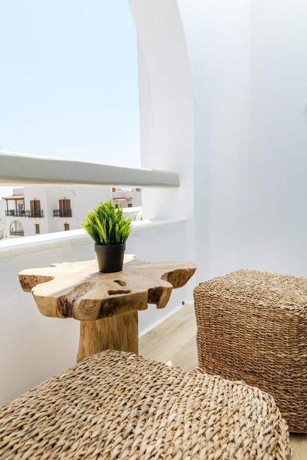 Naxian Icon Luxury Residence 2 Naxos City ภายนอก รูปภาพ