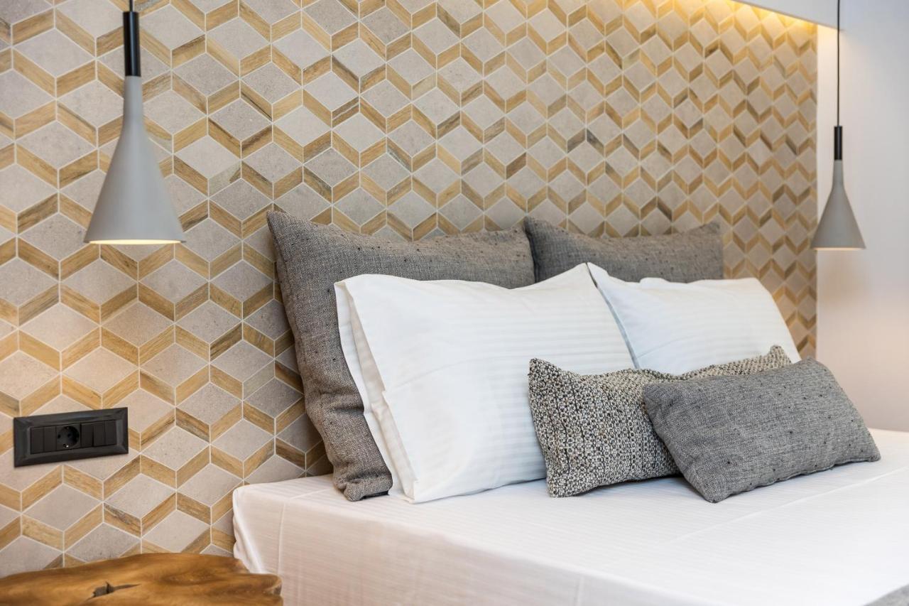Naxian Icon Luxury Residence 2 Naxos City ภายนอก รูปภาพ