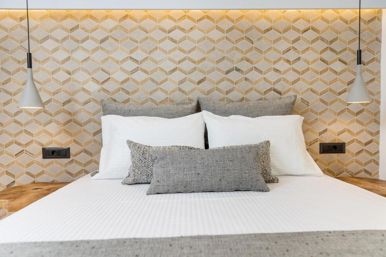 Naxian Icon Luxury Residence 2 Naxos City ภายนอก รูปภาพ